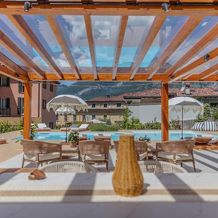 Appartamento Il Borgo เบลลาโจ ภายนอก รูปภาพ